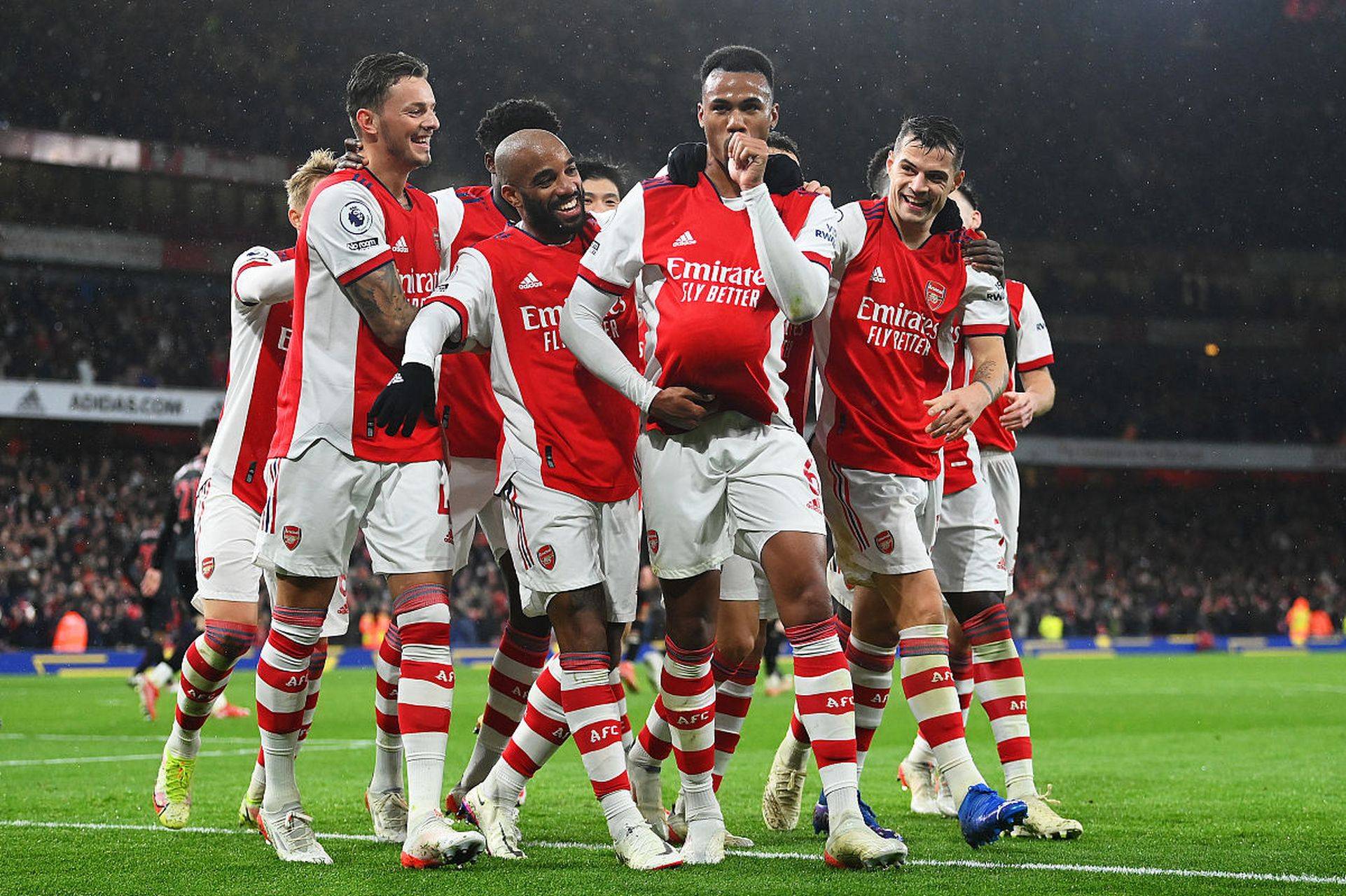 阿森纳主场不敌沃特福德，英超竞赛仍存变数的简单介绍