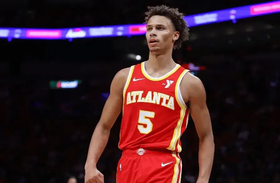 雷火电竞app-包含犹他爵士新秀西恩杨冲击全明星的词条