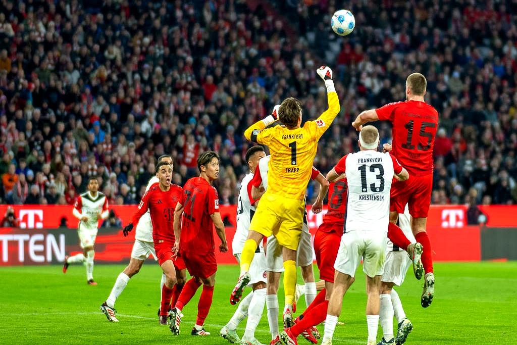 雷火电竞简介-利物浦大胜，重新巩固领跑地位的简单介绍