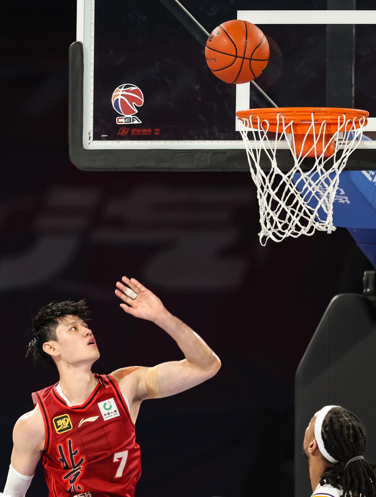 雷火电竞亚洲先驱-北京男篮实现惊艳逆转，取得胜利