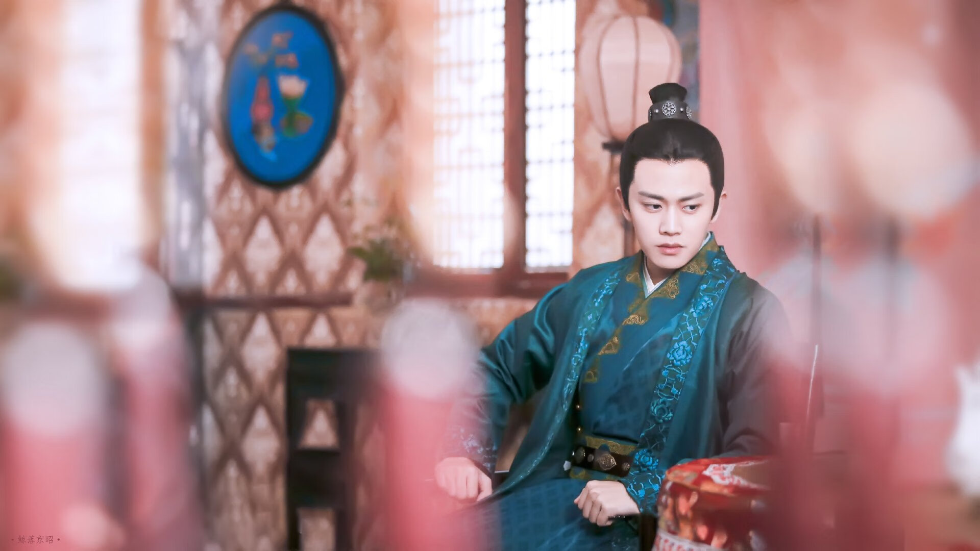 雷火电竞亚洲先驱-教科书级中卫对决，尤文踏平乌拉圭背后的斯通斯启示