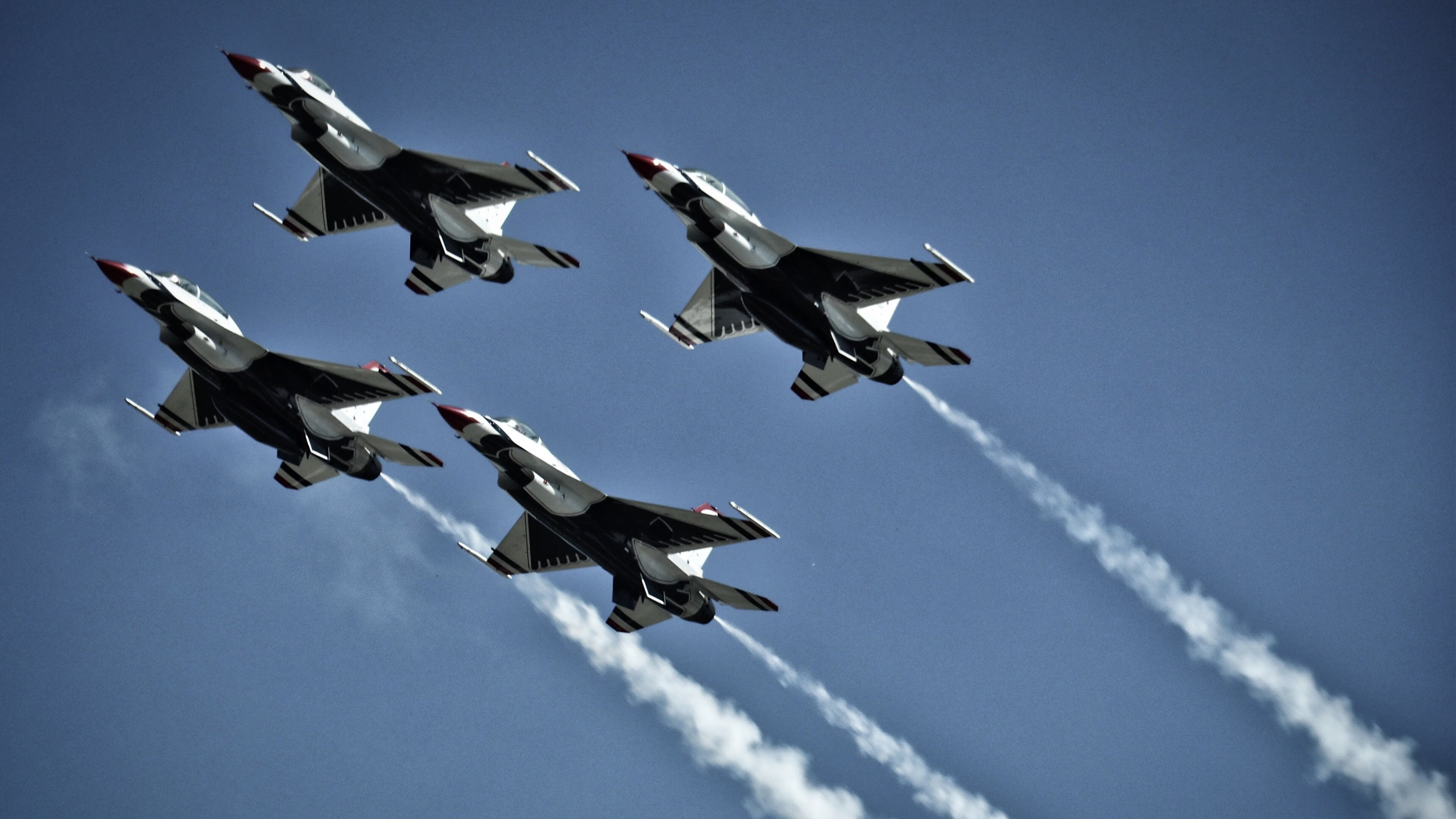 当算法遇见激情，曼城4-1亚特兰大背后，莱奥的进球为何照亮了人类的黄昏？