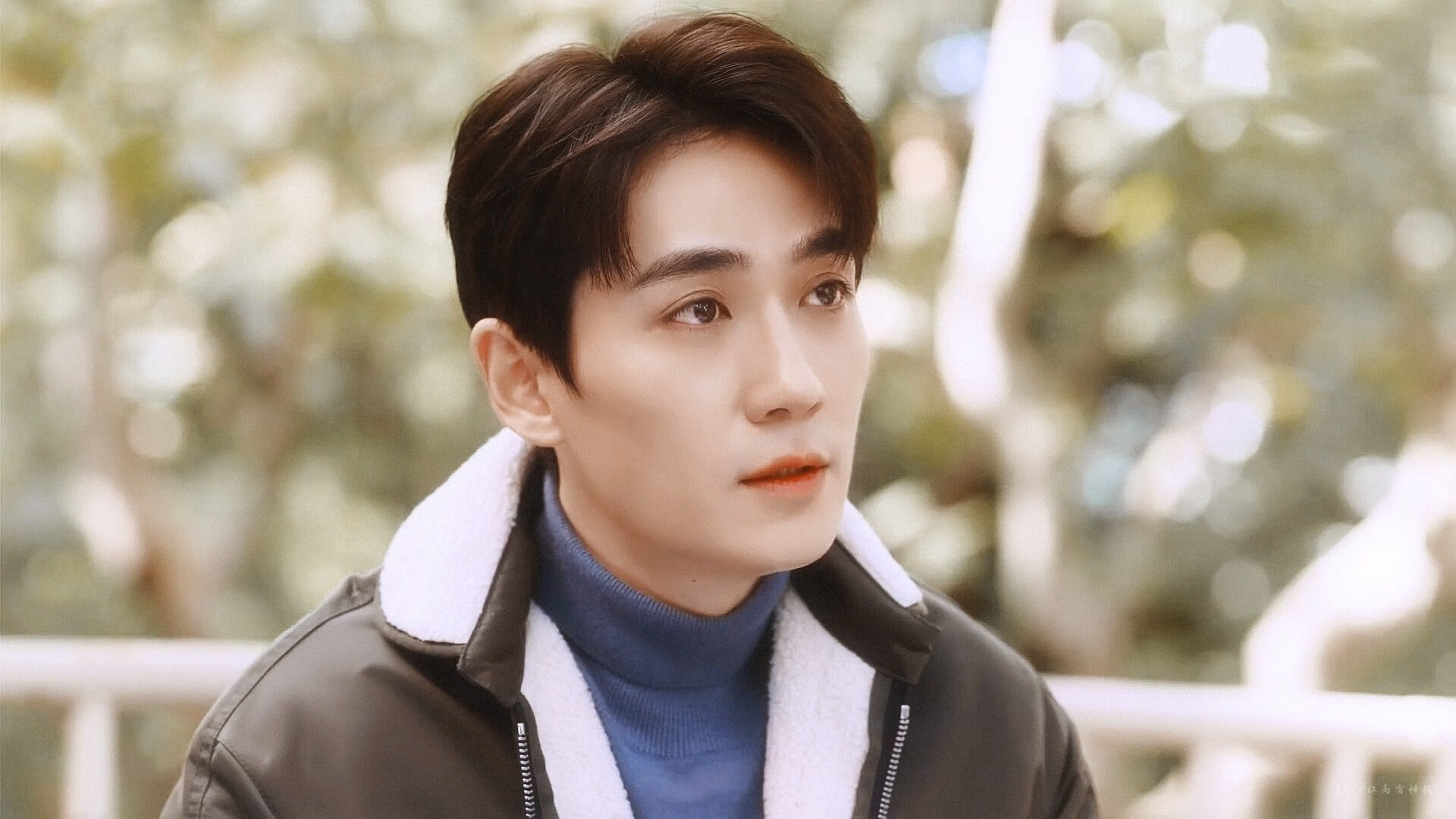 雷火电竞入驻-绿茵与硬木的共鸣，欧冠决赛的瞬间与爵士对雷霆的长河